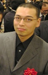 Киёхико Адзума